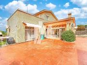 Chalet en venta en calle Camèlies, Roca del Vallès, la,...