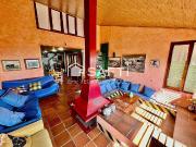 Chalet en venta en calle Céllecs, Mataró, de 424 m² 5...