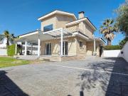 Chalet en venta en calle CL Bages, Tarragona, de 250 m²...