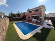 Chalet en venta en calle CL Bruc, Calafell, de 110 m² 4...