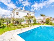 Chalet en venta en Vilanova i La Geltrú, de 300 m² 5...