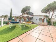 Chalet en venta en calle D'oloff Palme, Tordera, de...