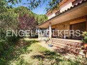 Chalet en venta en calle Figueres, Mollet de Peralada,...