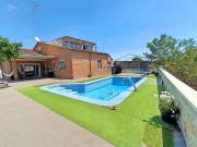 Chalet en venta en calle Fonts, Castellar del Vallès, de...