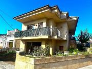 Chalet en venta en calle Francesc Moragas, Santa Coloma...