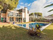 Chalet en venta en calle Mar del Japó, Cunit, de 300 m²...