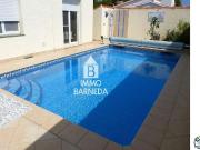 Chalet en venta en calle Montgrí, Castelló d´Empúries,...