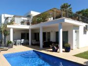 Chalet en venta en calle Montgri, Castelló d´Empúries,...