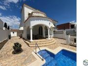 Chalet en venta en calle Noguera, Castelló d´Empúries,...