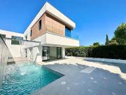 Chalet en venta en calle Requesens, Castelló d´Empúries,...