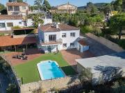 Chalet en venta en calle Roura, Vidreres, de 317 m² 6...