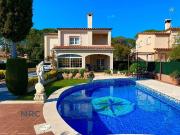 Chalet en venta en calle Salvador Dalí, Castell Platja...