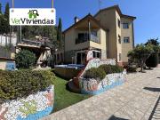 Chalet en venta en calle Sant Joan, Cervelló, de 266 m²...