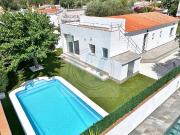 Chalet en venta en calle Vallès Oriental, Roses, de 140...