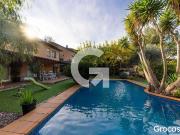 Chalet en venta en calle Venècia, Vallirana, de 200 m² 4...