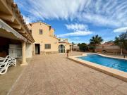 Chalet en venta en Calp, Gargasindi Garduix Colina del...