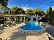 Chalet en venta en Campoamor
