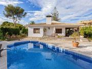 Chalet en venta en Campoamor, Alicante Costa Blanca