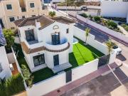 Chalet en venta en Campoamor, Alicante Costa Blanca