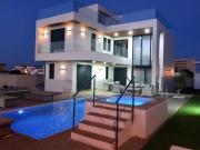 Chalet en venta en Campoamor, Alicante Costa Blanca
