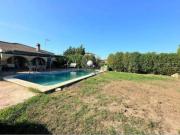 Chalet en venta en Carmona. Chalet unifamiliar en venta...