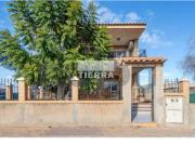 Chalet en venta en Cartagena, Los Urrutias. Piso en...