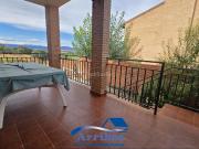 Chalet en venta en Casar de Escalona El. Chalet en una...