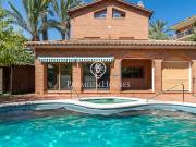 Chalet en venta en Castelldefels, Barcelona Costa Garraf