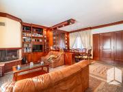 Chalet en venta en Castelldefels, Les Botigues. Casa o...