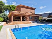 Chalet en venta en Castelldefels, Montmar. Villa en...