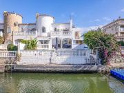 Chalet en venta en Castelló d´Empúries, de 148 m² 3...