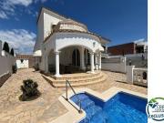 Chalet en venta en Castelló d´Empúries, de 93 m² 3...