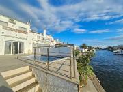 Chalet en venta en Castelló d´Empúries, de 98 m² 3...