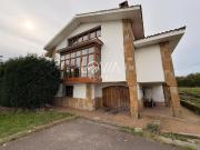 Chalet en venta en Castrillón, Santa María del Mar El...