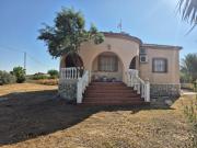 Chalet en venta en Catral. CHALET EN CATRAL EN UNA...