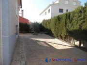 Chalet en venta en Caudete. Chalet en venta en Avenida...