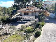 Chalet en venta en Cervelló, de 440 m² 4 habitaciones...