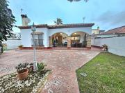 Chalet en venta en Chiclana de la Frontera, Los Gallos....