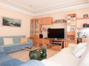 Chalet en venta en Chozas de Canales. *Chalet Adosado en...