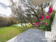 Chalet en venta en Ciudalcampo. Una Casa Única, Llena de...