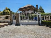 Chalet en venta en Colmenar de Oreja. Increíble chalet...