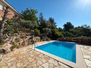 Chalet en venta en Corbera de Llobregat. Cómoda y...