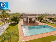 Chalet en venta en Crevillente. Villa indep. en venta en...