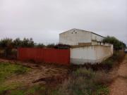 Chalet en venta en Don Benito. FINCA RUSTICA CON NAVE...