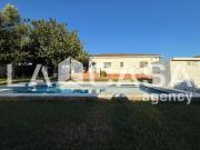 Chalet en venta en Dos Hermanas, Entrenúcleos. EXCELENTE...