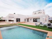 Chalet en venta en Doña Pepa, Alicante Costa Blanca