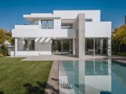 Chalet en venta en El Paraiso, Málaga Costa del Sol