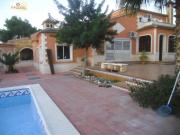 Chalet en venta en Elche, Algoda