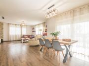 Chalet en venta en Elche Elx, Jubalcoi. CHALET CON 4...