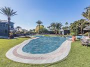 Chalet en venta en Elche Elx, Las Bayas. Exclusiva villa...